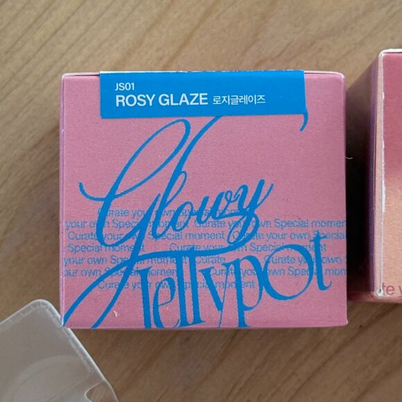 NWT Fwee Makeup Bundle. - Picture 2 of 16